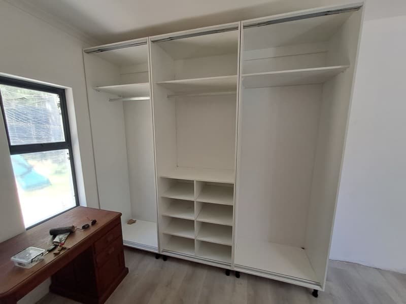 Walk-in wardrobes